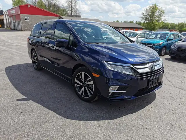 2018 Honda Odyssey Touring dans Autos et camions dans Belleville - Image 4