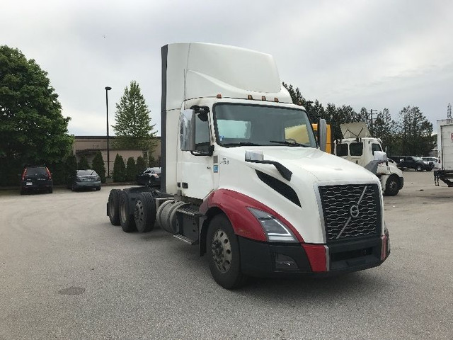 2021 Volvo VNL84300 in Heavy Trucks in Delta/Surrey/Langley