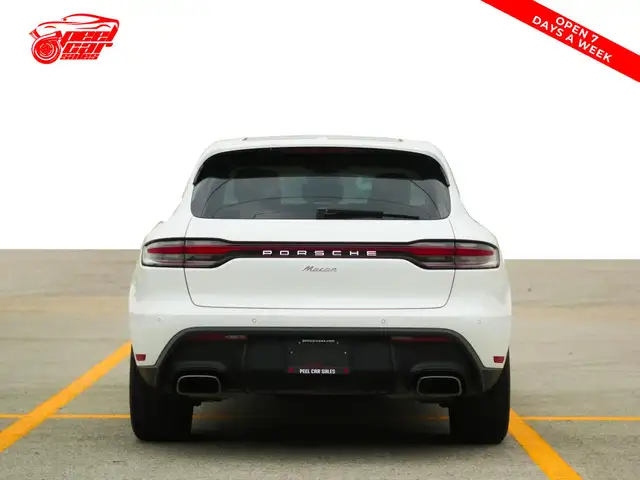 2022 Porsche Macan Base, Sunroof, Navigation, Red Interior, Navi in Cars & Trucks in Oakville / Halton Region - Image 4