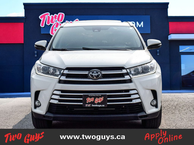 2018 Toyota Highlander AWD XLE 7 Pass Leather Nav Sunroof Back U in Cars & Trucks in St. Catharines - Image 2