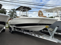 2024 NauticStar 231 Hybrid w/YAMAHA 200HP AND TRAILER