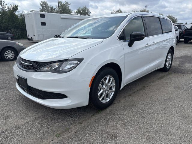 2025 Chrysler Grand Caravan SXT in Cars & Trucks in Mississauga / Peel Region