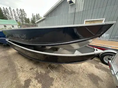 ALUMACRAFT V14-20 NOIR 2024 Lapointe Sports Joliette concessionnaire Bombardier Produits Récréatifs...