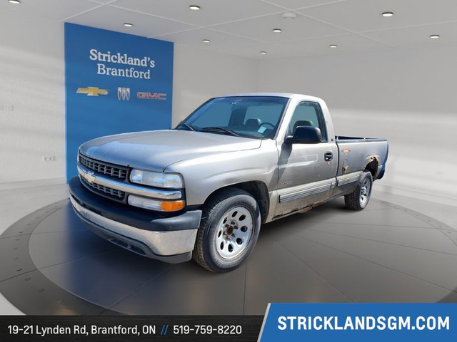 2000 CHEVROLET LIGHT DUTY LIGHT DUTY REG CAB in Cars & Trucks in Stratford