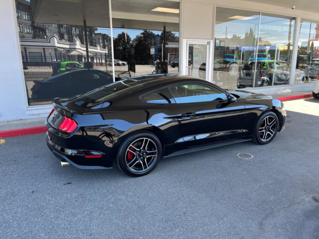 2019 Ford Mustang EcoBoost in Cars & Trucks in Delta/Surrey/Langley - Image 2