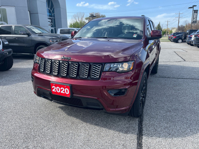 2020 Jeep Grand Cherokee Laredo in Cars & Trucks in Sarnia - Image 2