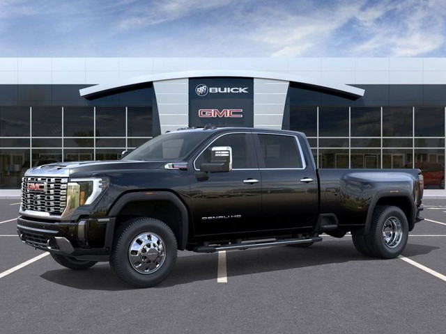 2025 GMC Sierra 3500HD Denali - Sunroof - Dually in Cars & Trucks in Timmins - Image 2