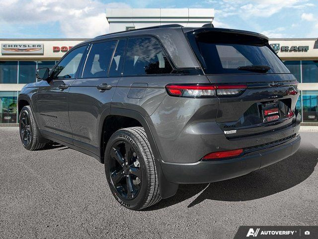 2025 Jeep Grand Cherokee Altitude in Cars & Trucks in Winnipeg - Image 3