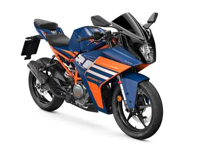 2024 KTM RC 390 SAVE 750$ RABAIS AVEC RABAIS = 28.59$/semaine (84 mois @ 8.99% + tx) 31.37$/semaine...