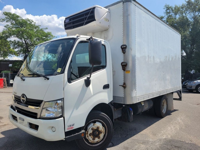 2015 Hino 195 Boite 14 Pied Refrigerer $241/Semaine in Cars & Trucks in City of Montréal