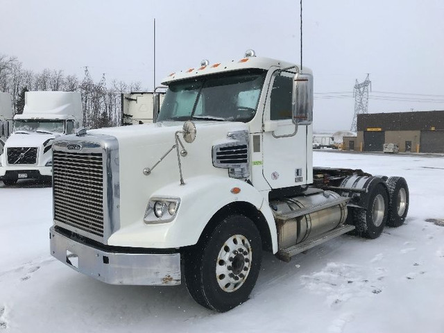 2019 Freightliner D12264SD in Heavy Trucks in City of Montréal - Image 3