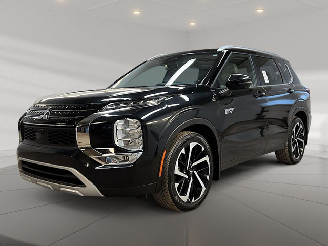 2023 Mitsubishi Outlander SEL S PHEV CUIR TOIT PANO NAV AWC in Cars & Trucks in Laval / North Shore