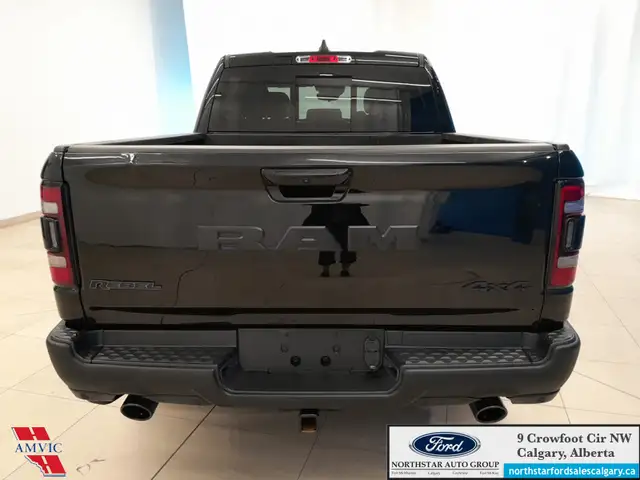 2022 Ram 1500 Rebel REBEL NIGHT EDITION - HEATED LEATHER SEATS - dans Autos et camions dans Calgary - Image 7