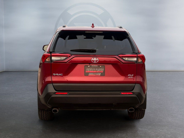 2019 Toyota RAV4 in Cars & Trucks in Calgary - Image 4