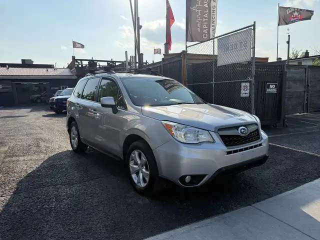 2016 Subaru Forester 2.5i Touring 4dr All-wheel Drive dans Autos et camions dans Ottawa - Image 7