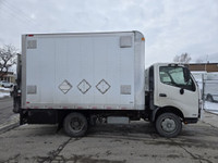 Rare Spec Unit - 2017 Hino 195 - 12Ft Aluminum Box (12x96Wx84H) with Custom Lift Gate (Waltco 2000LB... (image 2)