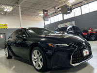 **SPRING SPECIAL!** FEATURING : AWD, SUNROOF, HIGHLY EQUIPPED, VERY CLEAN! FINISHED IN BLACK ON MATC... (image 1)