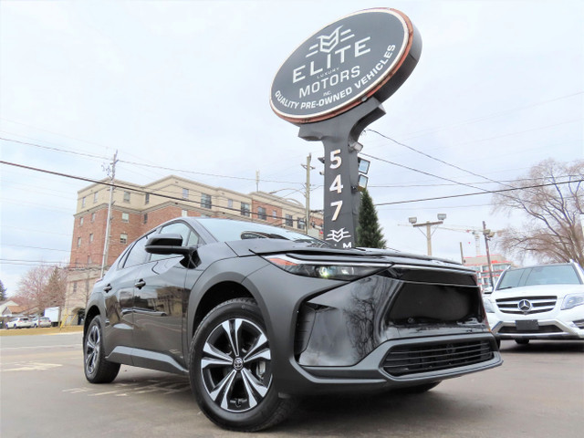 2023 Toyota BZ4X bZ4X BZ4X - 15,000KMS - Back-Up Camera - Heated in Cars & Trucks in Oakville / Halton Region