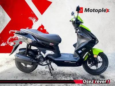 Rebel 50 Pour faire rouler ton travail tes week-ends ou tes vacances SCOOTTERRE c'est drole c'est ve...