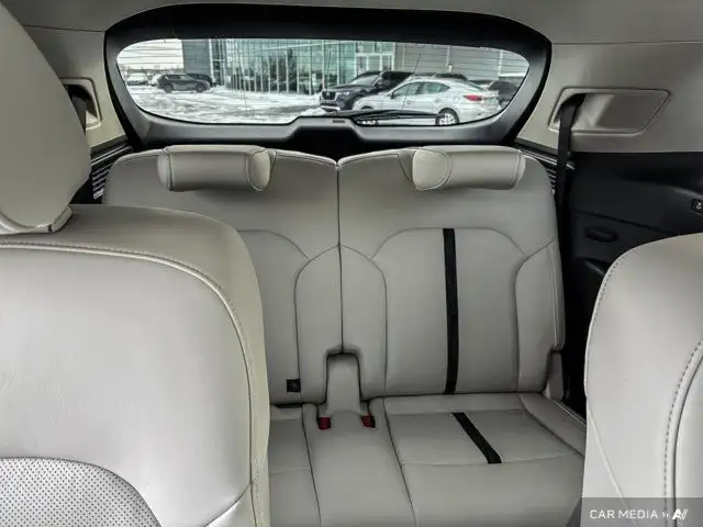 2024 Mazda CX-90 MHEV Signature in Cars & Trucks in Laval / North Shore - Image 32