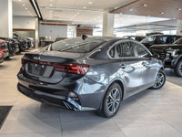 NO ACCIDENTS | HEATED SEATS | POWER SEAT * Complete Mechanical fitness assessment * Carfax Vehicle H... (image 6)