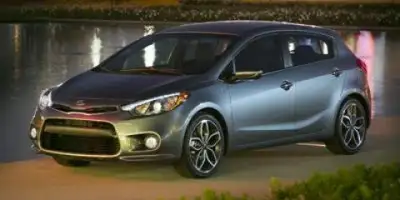 This Kia Forte 5-Door delivers a Regular Unleaded I-4 2.0 L/122 engine powering this Manual transmis...