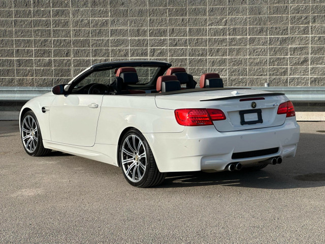 2011 BMW M3 2dr Conv | RED LEATHER | LOW KMS| $0 DOWN | EVERYONE in Cars & Trucks in Calgary - Image 3