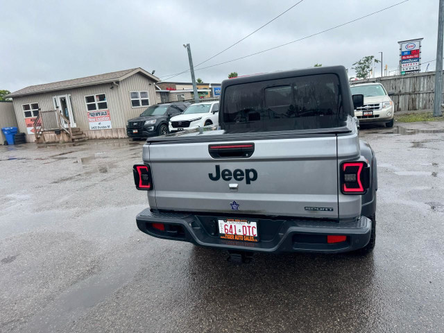 2020 Jeep Gladiator SPORT, 4X4, ONLY 176KMS, HARD TOP, CERTIFIED in Cars & Trucks in London - Image 4