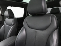 2020 Hyundai Santa Fe Preferred AWD with tons of features including leather, panoramic sunroof, heat... (image 6)