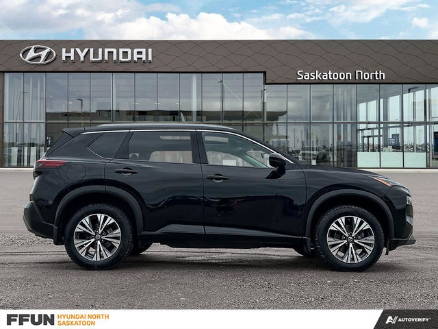 2021 Nissan Rogue SV in Cars & Trucks in Saskatoon - Image 2