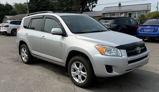 2011 Toyota RAV4 I4 / 4WD / SPARE TIRE W/ COVER / TOW PACKAGE /  in Cars & Trucks in Truro