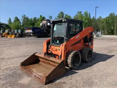 Hours: 1133 | Location: Ottawa, ON, CA | Buckets: General Purpose Bkt; Operators Station: Cab w/ AC;...