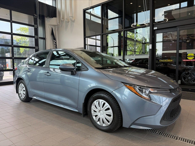 2022 Toyota CorollaLE in Cars & Trucks in City of Montréal