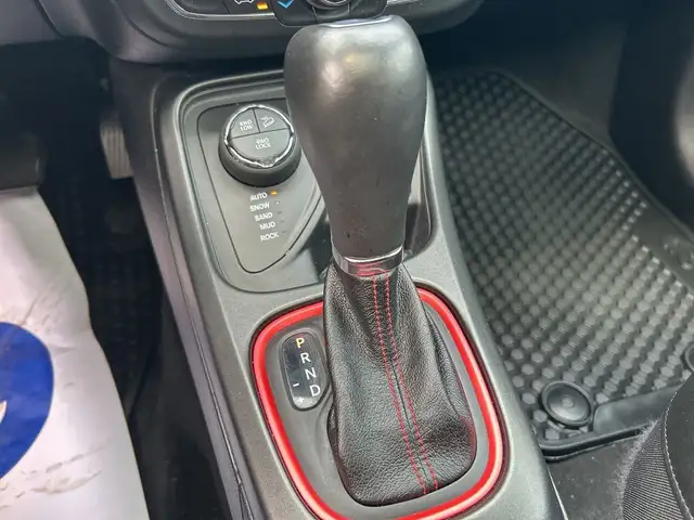 2021 Jeep Compass Trailhawk in Cars & Trucks in Ottawa - Image 21