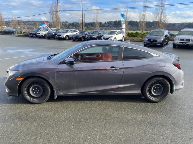 2020 Honda Civic Coupe Touring CVT Coupe for sale in Cars & Trucks in Comox / Courtenay / Cumberland - Image 4