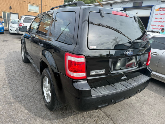 2012 Ford Escape 4WD 4dr XLT in Cars & Trucks in Hamilton - Image 4