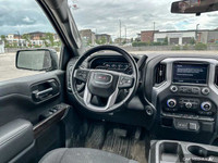 Command the road in this powerful 2022 GMC Sierra 1500 Limited Elevation Extended Cab Pickup. Boasti... (image 8)