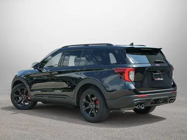 2022 Ford Explorer ST in Cars & Trucks in Windsor Region - Image 10