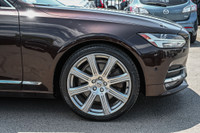 Engine: Moteur à 4 cylindres 2.0l L/100Km City: 10.6 L/100Km Hwy: 7.6 (image 6)