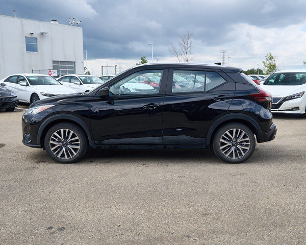 2022 Nissan Kicks SV | Backup Cam | Blindspot Monitor in Cars & Trucks in Edmonton - Image 2