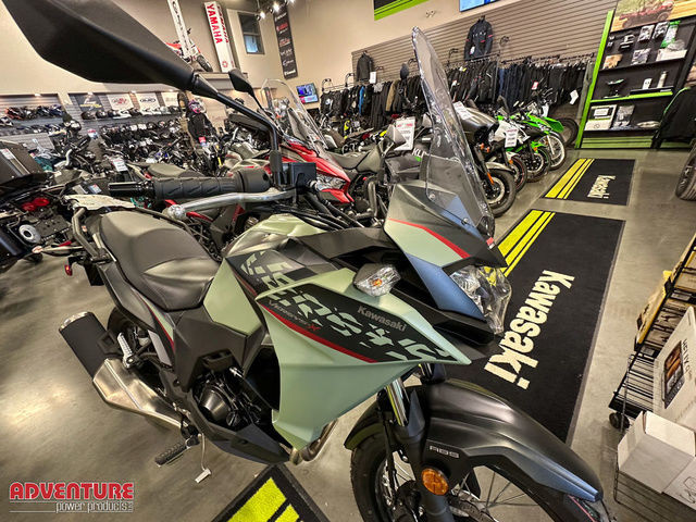 2023 Kawasaki Versys-X 300 in Sport Touring in Winnipeg - Image 2