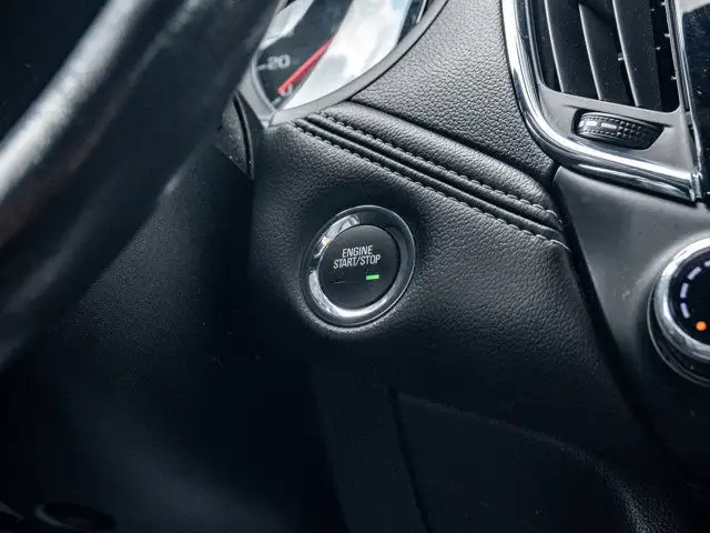 2019 Chevrolet Cruze Premier in Cars & Trucks in Barrie - Image 30