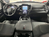 ENGINE: 6.4L V8 HEMI HD (STD),Four Wheel Drive,Tow Hitch,Power Steering,ABS,4-Wheel Disc Brakes,Brak... (image 6)