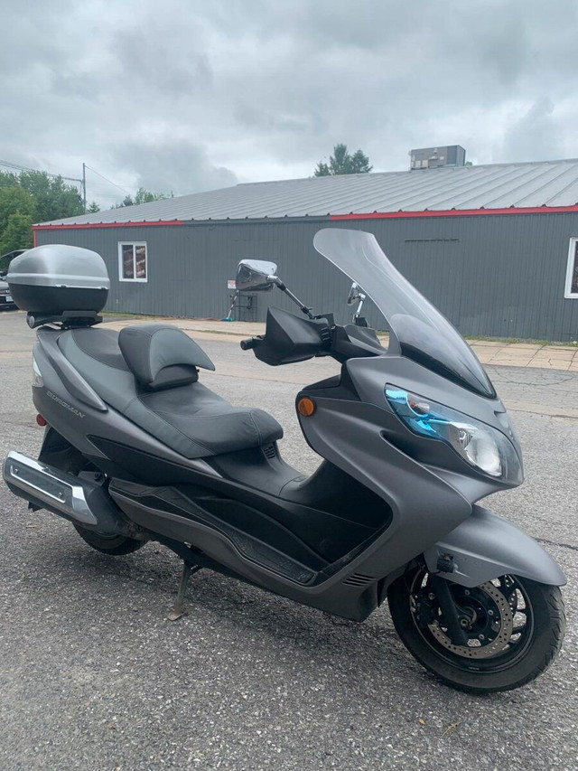 2016 Suzuki Burgman 400 Fully Reconditioned & Ontario Safety Cer in Scooters & Pocket Bikes in Ottawa - Image 2