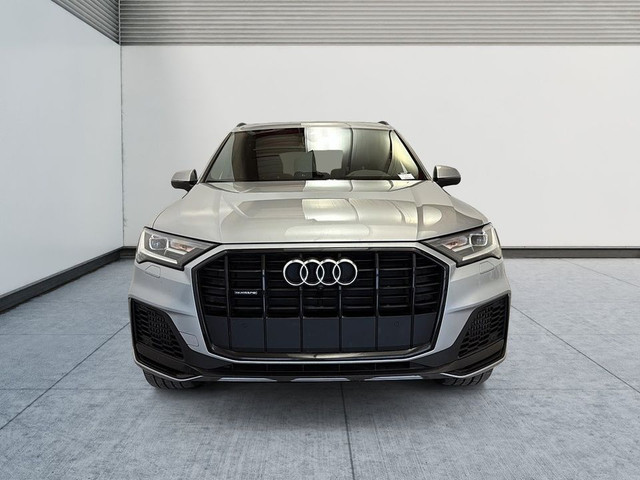 2021 Audi Q7 Progressiv AWD SLINE Black Optic 7 Passagers in Cars & Trucks in Laval / North Shore - Image 2