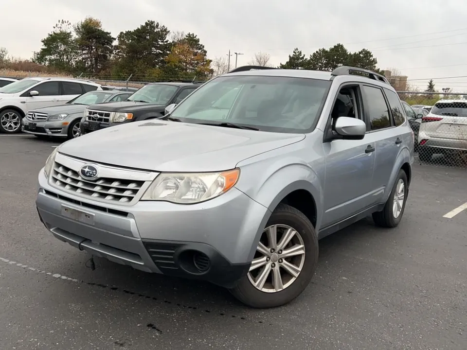 2013 Subaru Forester *Rare 5 Speed/Excellent Condition/Low kms*