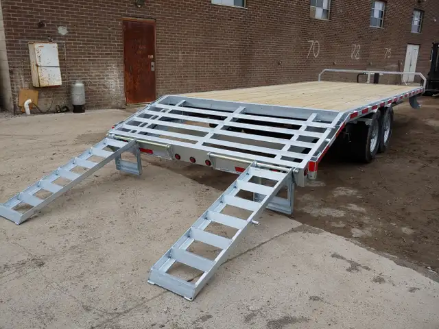 7 Ton Deckover Equipment Float 20' + 3' Beavertail in Cargo & Utility Trailers in Mississauga / Peel Region - Image 5