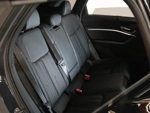 2024 Audi Q8 e-tron BANG OLUFSEN | 21 WHEELS | PANO in Cars & Trucks in Mississauga / Peel Region - Image 15