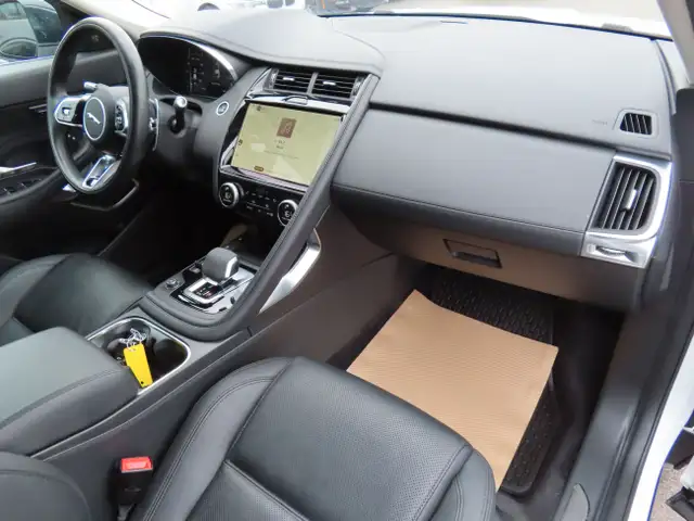 2021 Jaguar E-PACE SE P250 AWD - Navigation - 1 OWNER CAR !!! in Cars & Trucks in Oakville / Halton Region - Image 17