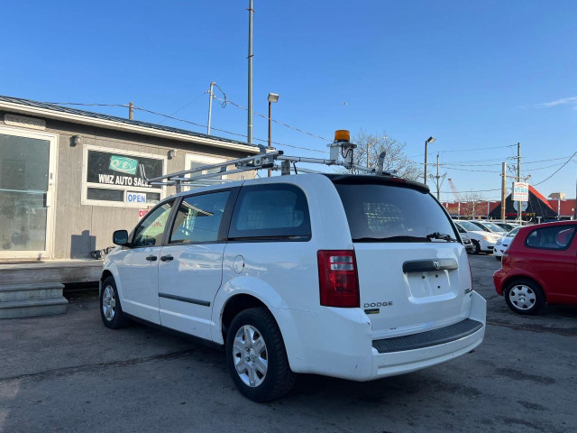 2010 Dodge Grand Caravan C/V in Cars & Trucks in Mississauga / Peel Region - Image 4